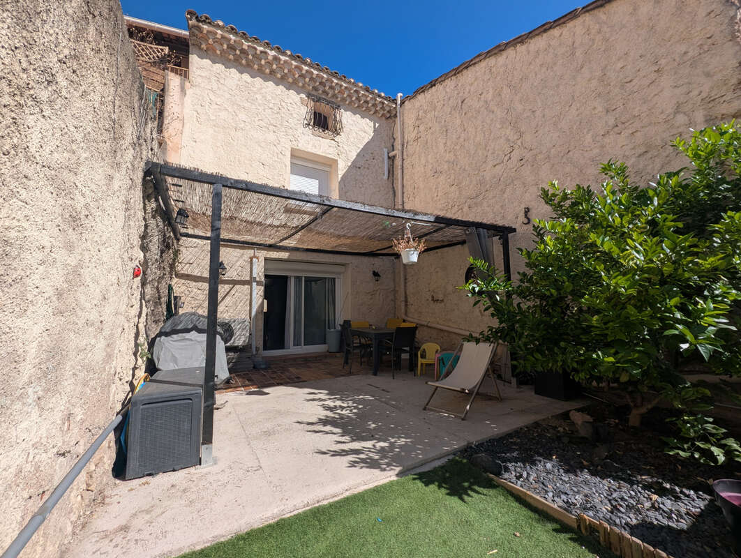 Maison à PUISSERGUIER