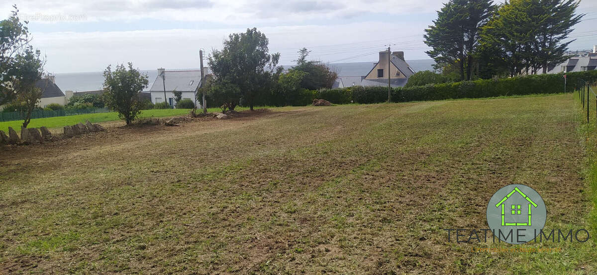 Terrain à PLOZEVET