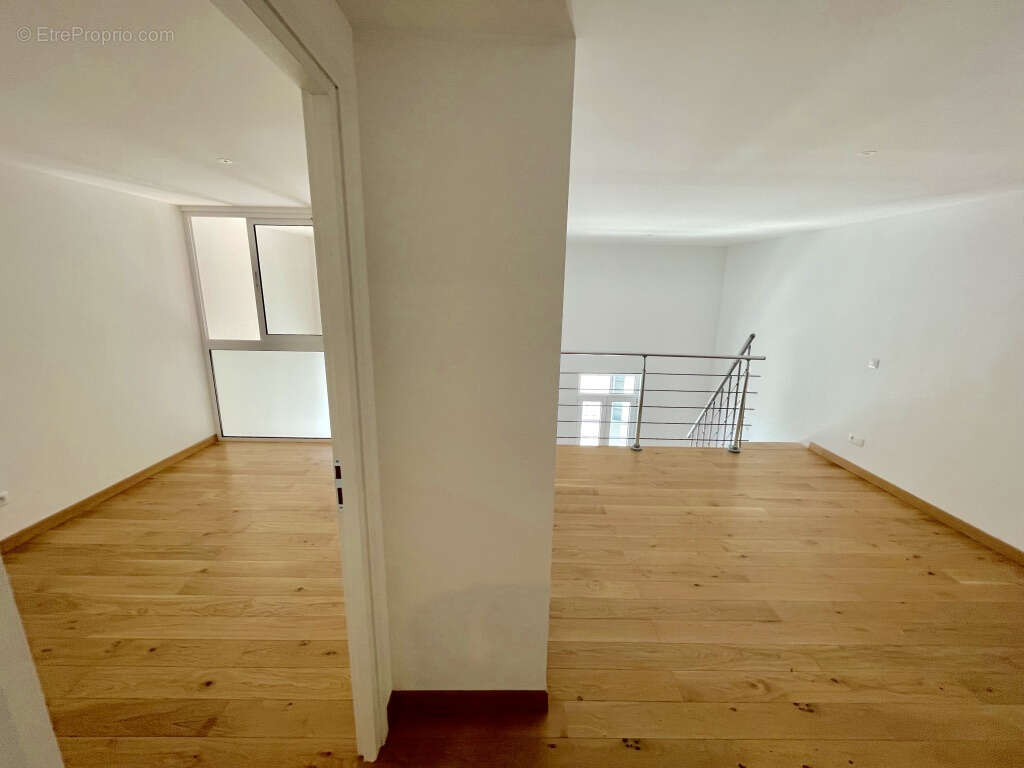 Appartement à BEAULIEU-SUR-MER