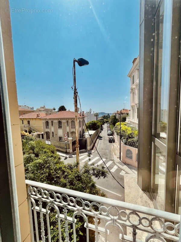 Appartement à BEAULIEU-SUR-MER