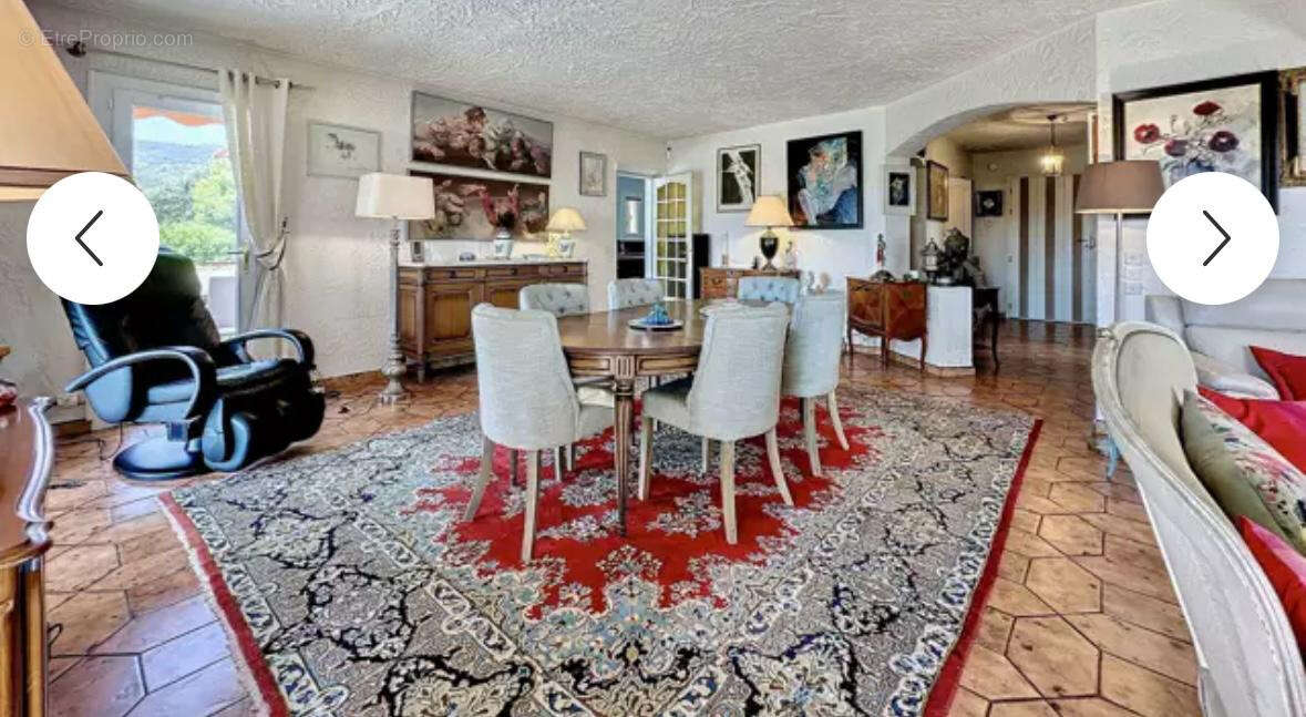 Maison à PEYMEINADE