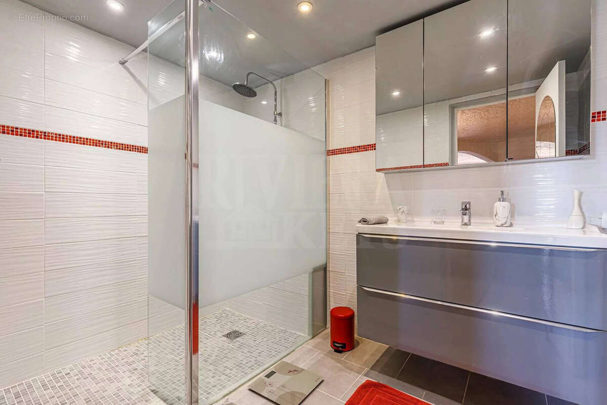 Maison à PEYMEINADE