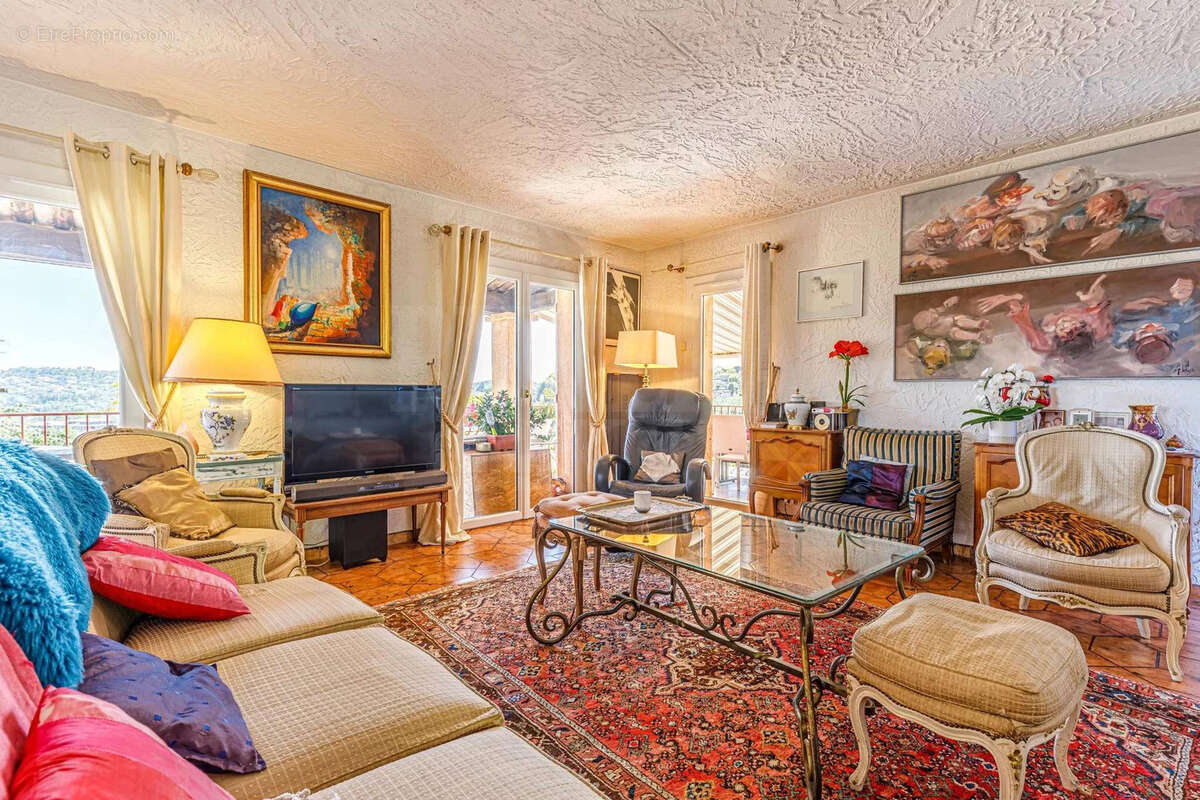 Maison à PEYMEINADE