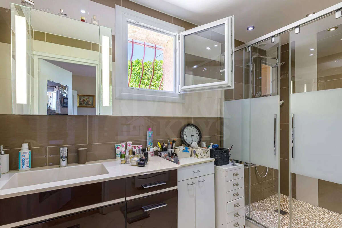 Maison à PEYMEINADE