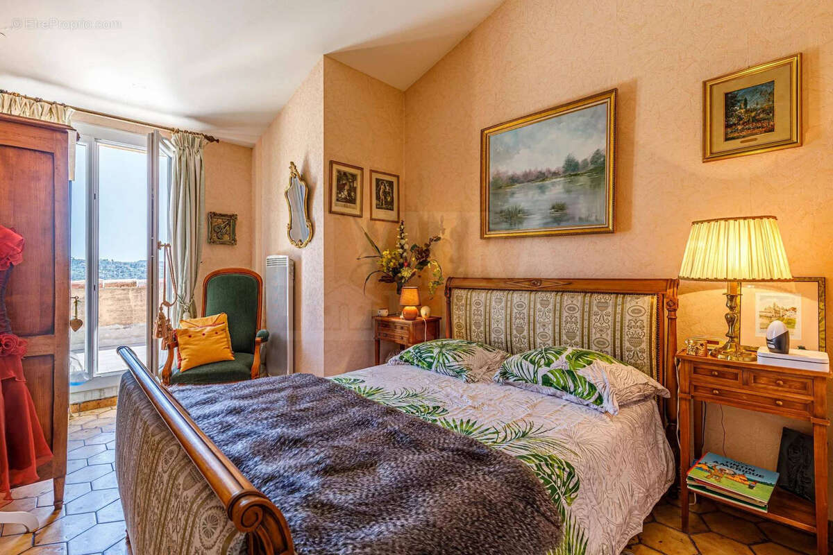 Maison à PEYMEINADE