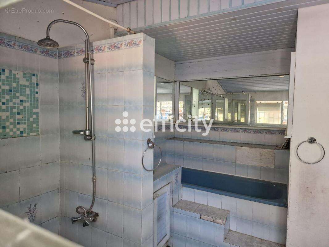 Maison à SAINT-DENIS