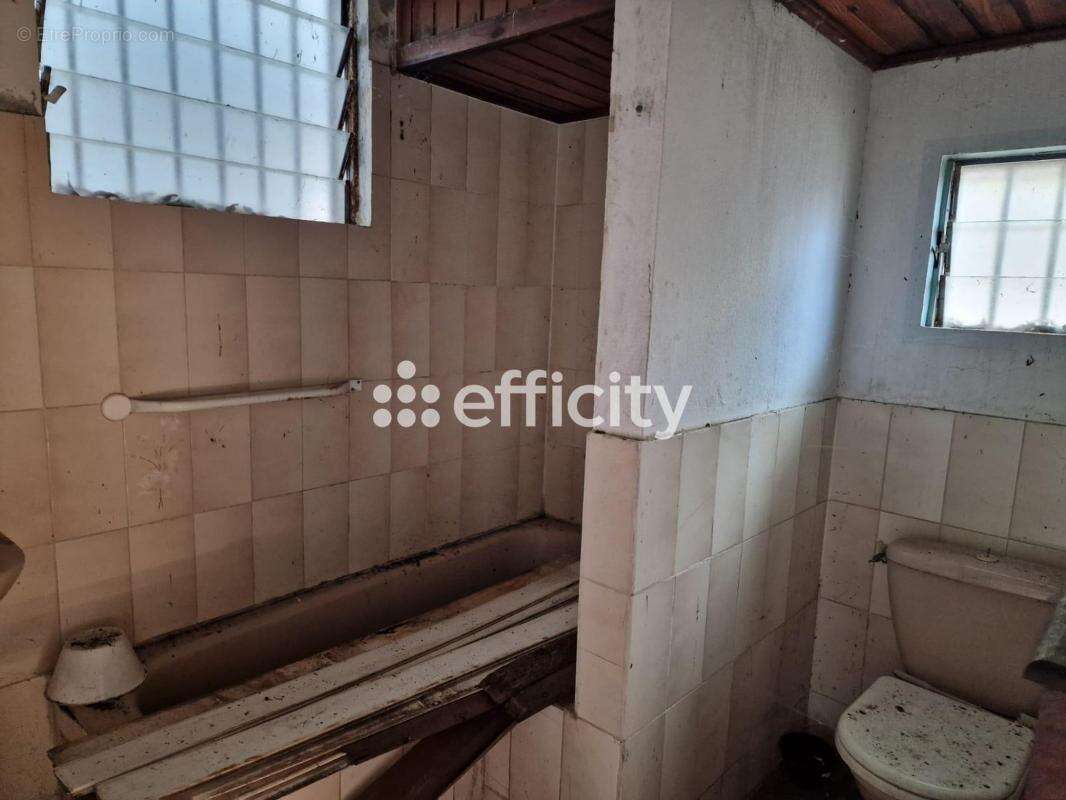 Maison à SAINT-DENIS