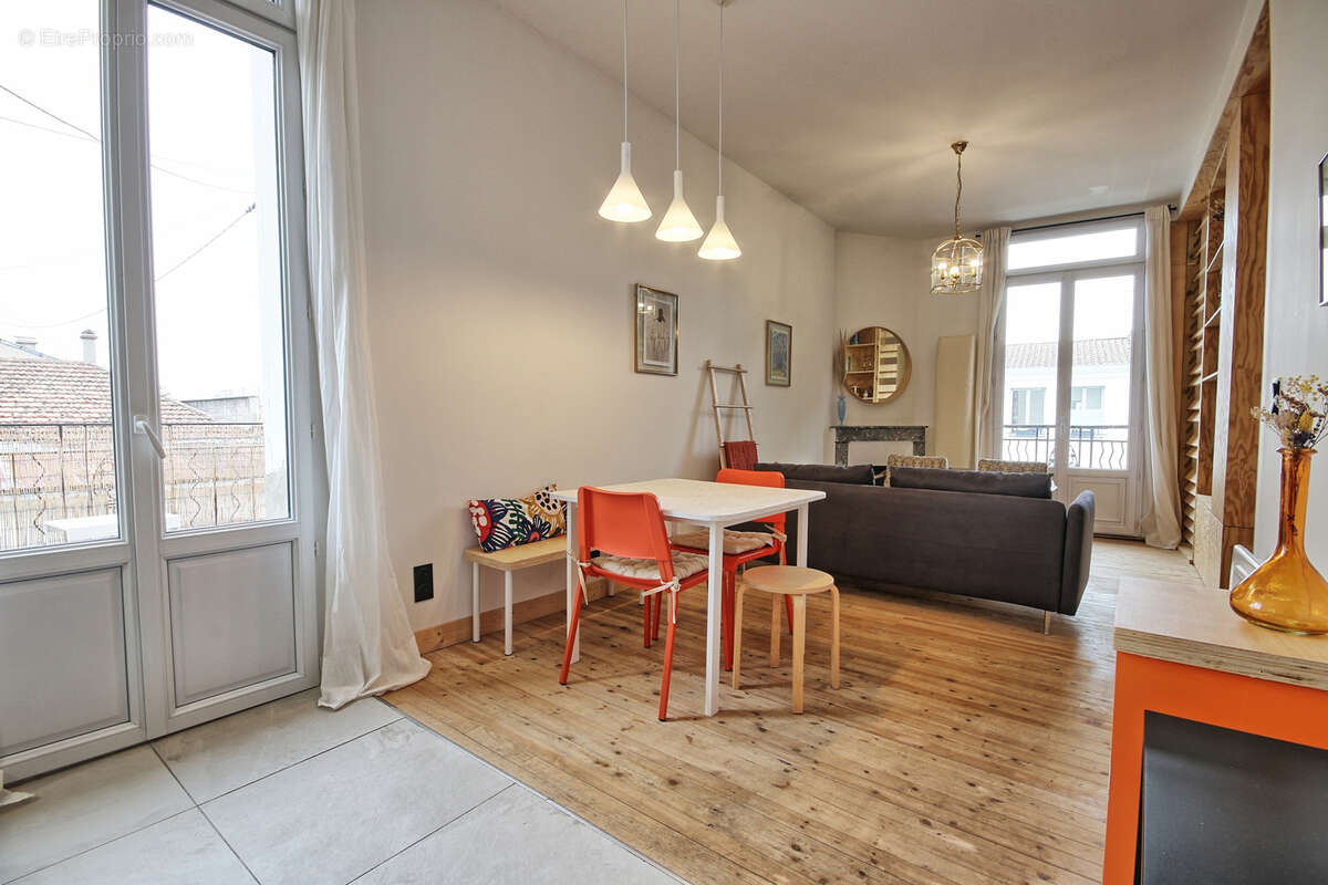 Appartement à BORDEAUX