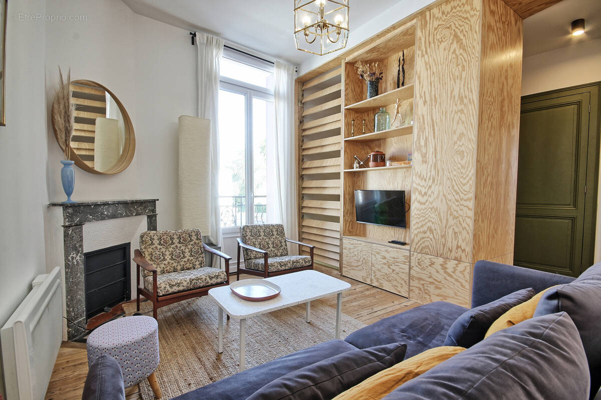 Appartement à BORDEAUX