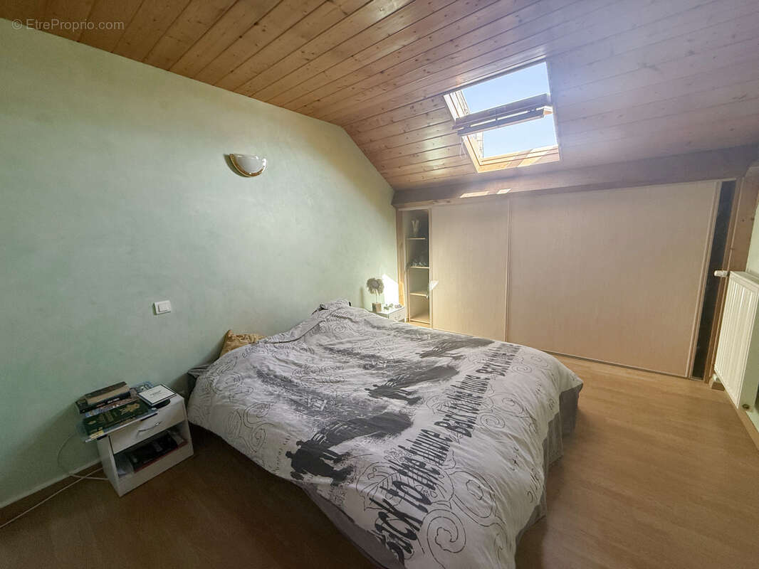 Maison à SAINT-HILAIRE-LA-CROIX