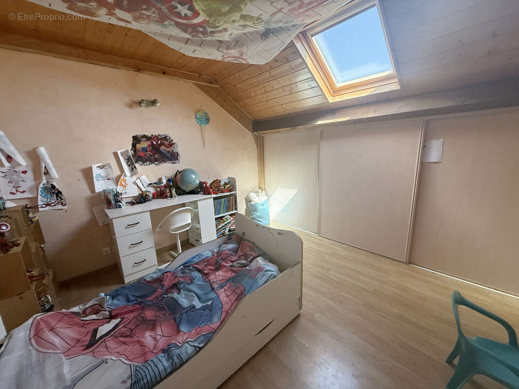 Maison à SAINT-HILAIRE-LA-CROIX