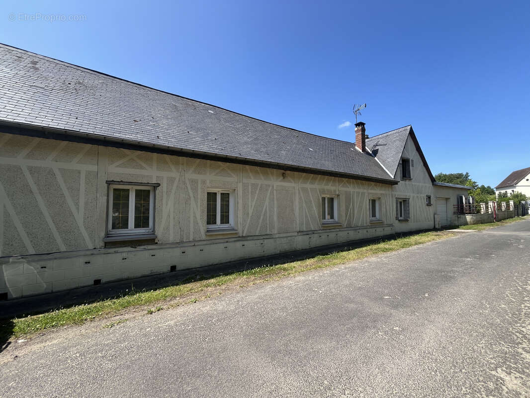 Maison à BOUTTENCOURT