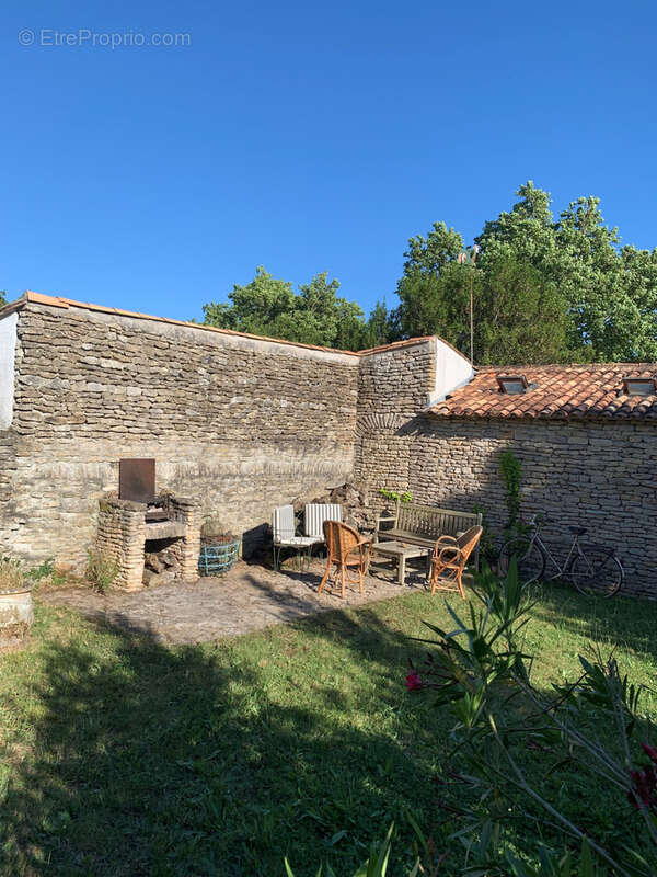 Maison à LES PORTES-EN-RE