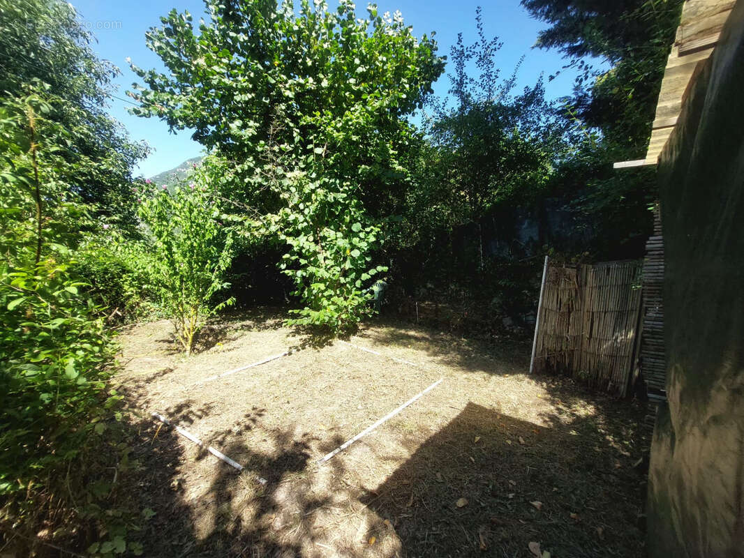 Terrain à BREIL-SUR-ROYA