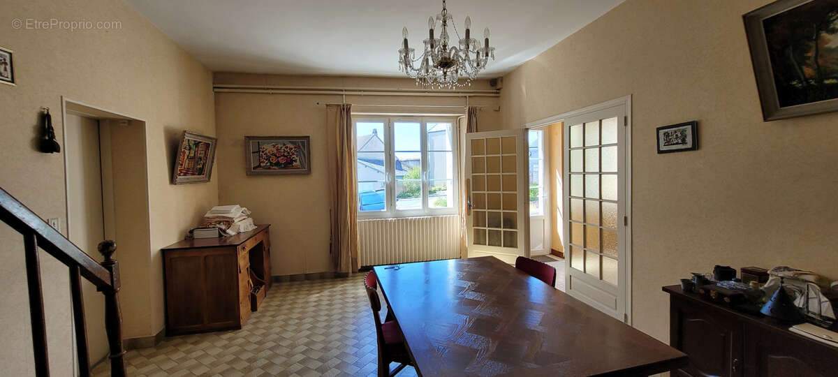 Maison à MARIGNY-MARMANDE