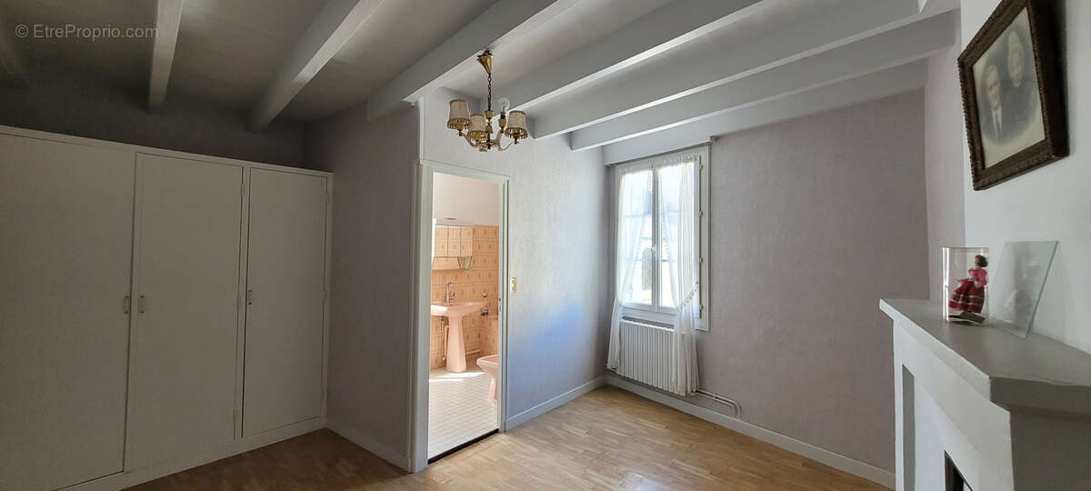 Maison à MARIGNY-MARMANDE