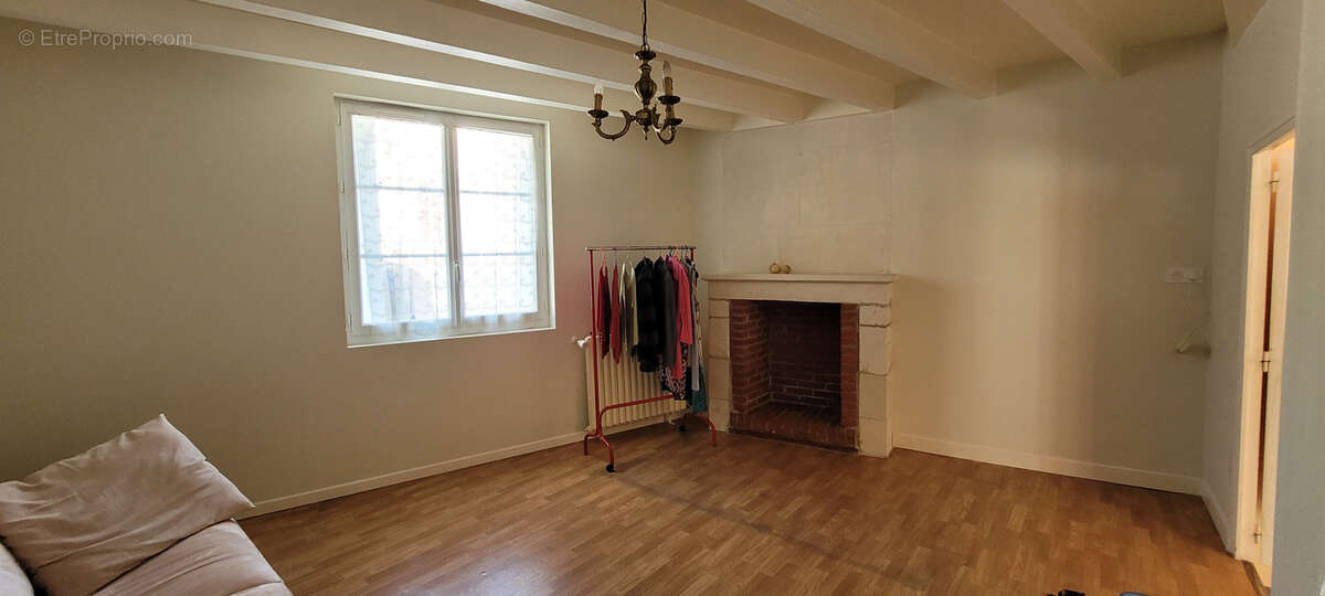 Maison à MARIGNY-MARMANDE