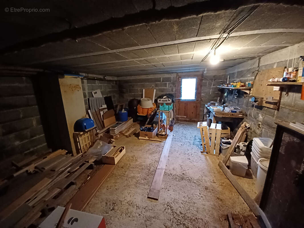 Maison à SAINT-YRIEIX-LA-PERCHE