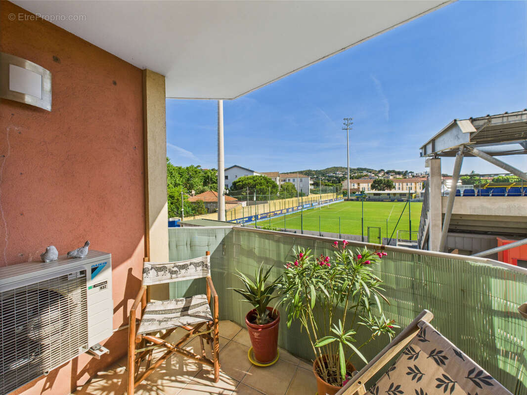 Appartement à HYERES