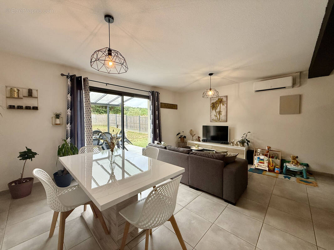 Maison à L&#039;ISLE-JOURDAIN