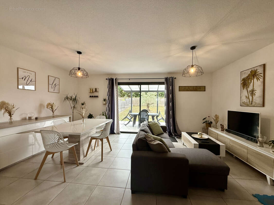 Maison à L&#039;ISLE-JOURDAIN