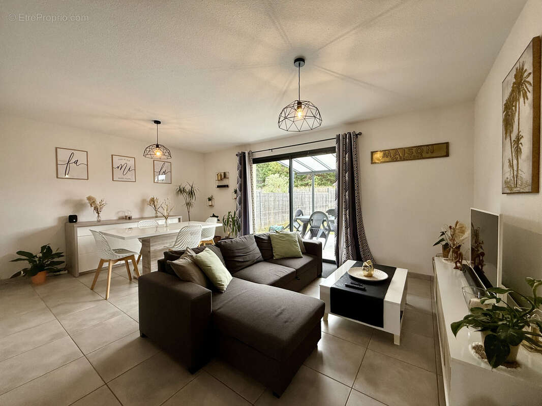 Maison à L&#039;ISLE-JOURDAIN