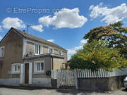 Maison à MONTRELAIS