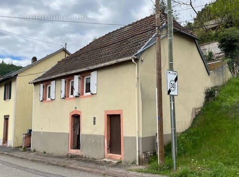 Maison à LUTZELBOURG