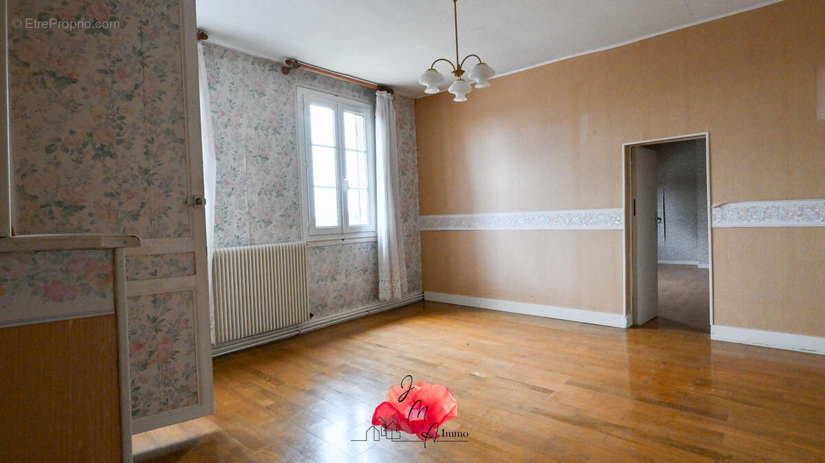 Maison à SAINT-VINCENT-CRAMESNIL