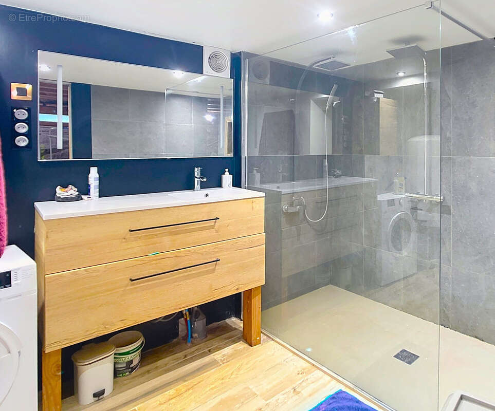 Maison à SAINT-GERMAIN-LAVAL