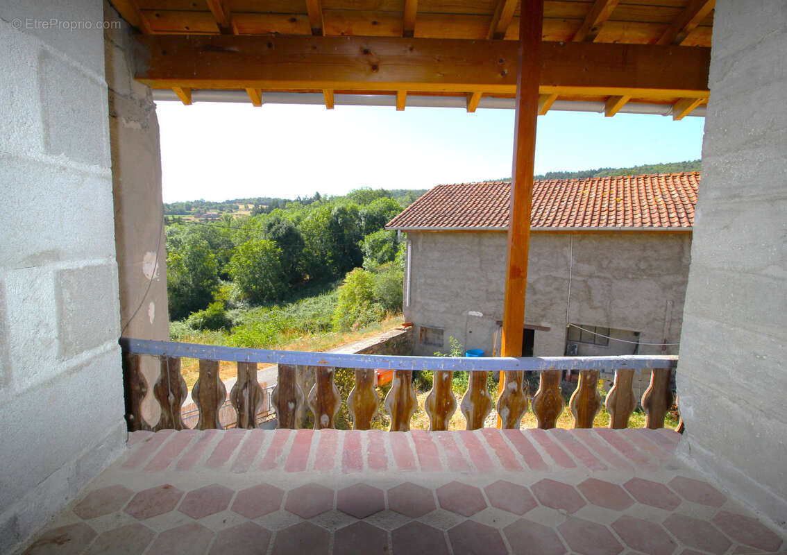 Maison à SAINT-GERMAIN-LAVAL