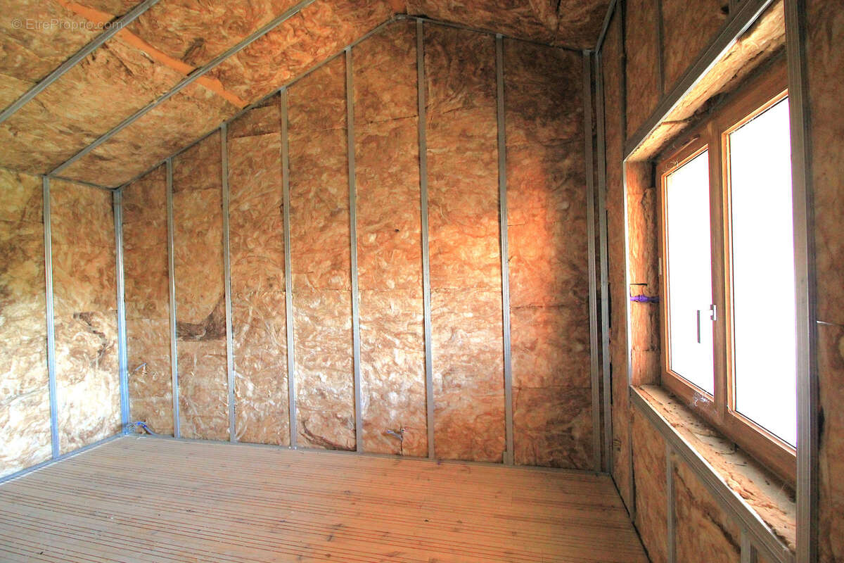 Maison à SAINT-GERMAIN-LAVAL