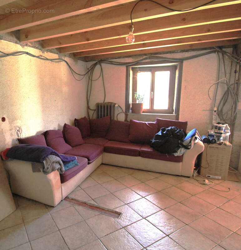 Maison à SAINT-GERMAIN-LAVAL