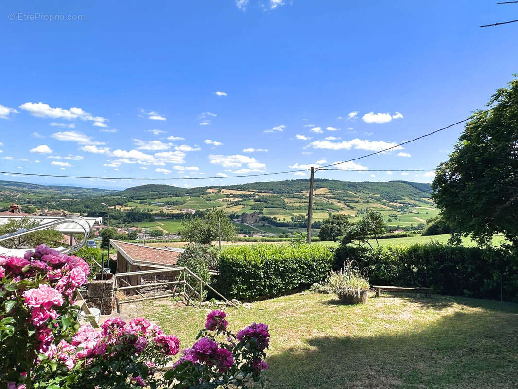 Maison à PIERRECLOS