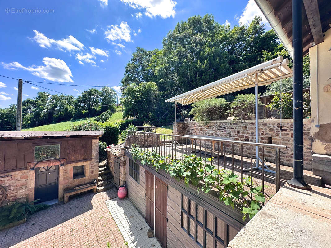 Maison à PIERRECLOS