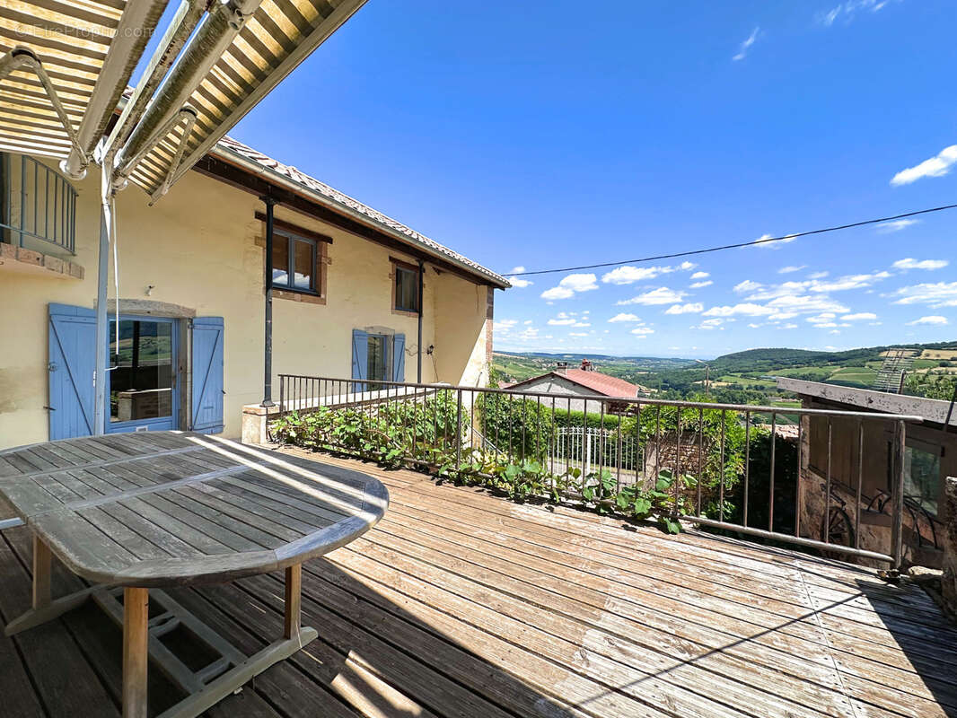 Maison à PIERRECLOS