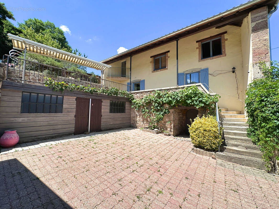 Maison à PIERRECLOS