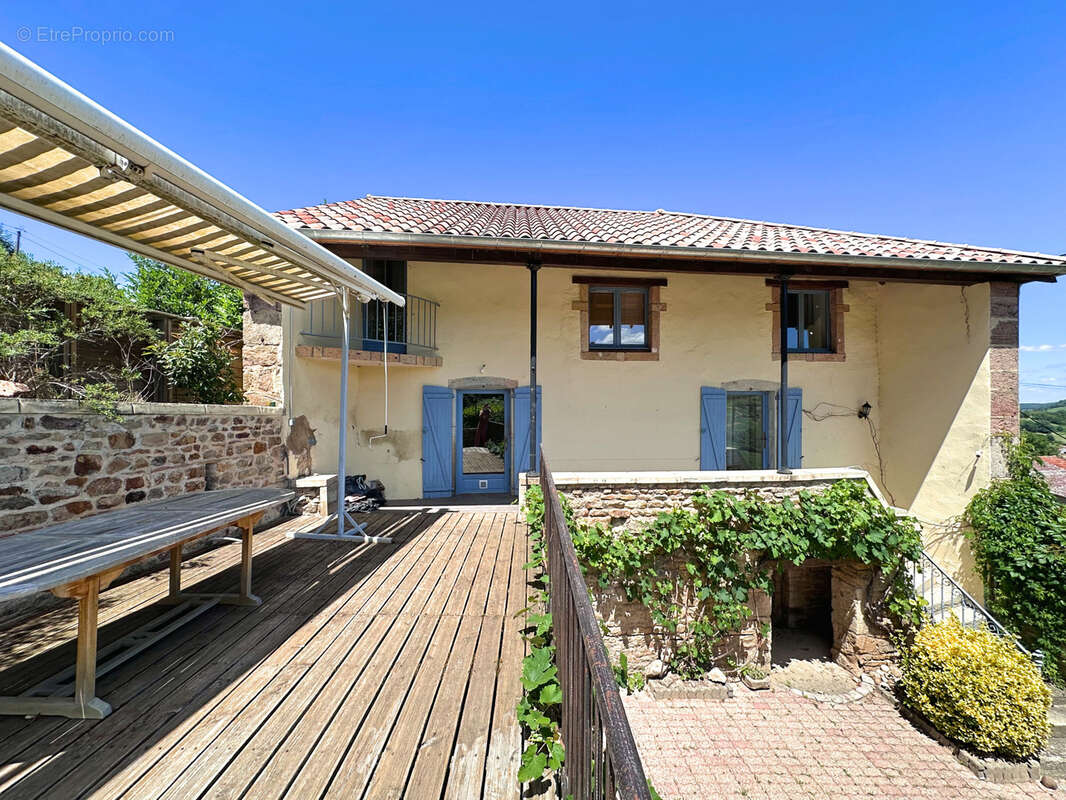 Maison à PIERRECLOS