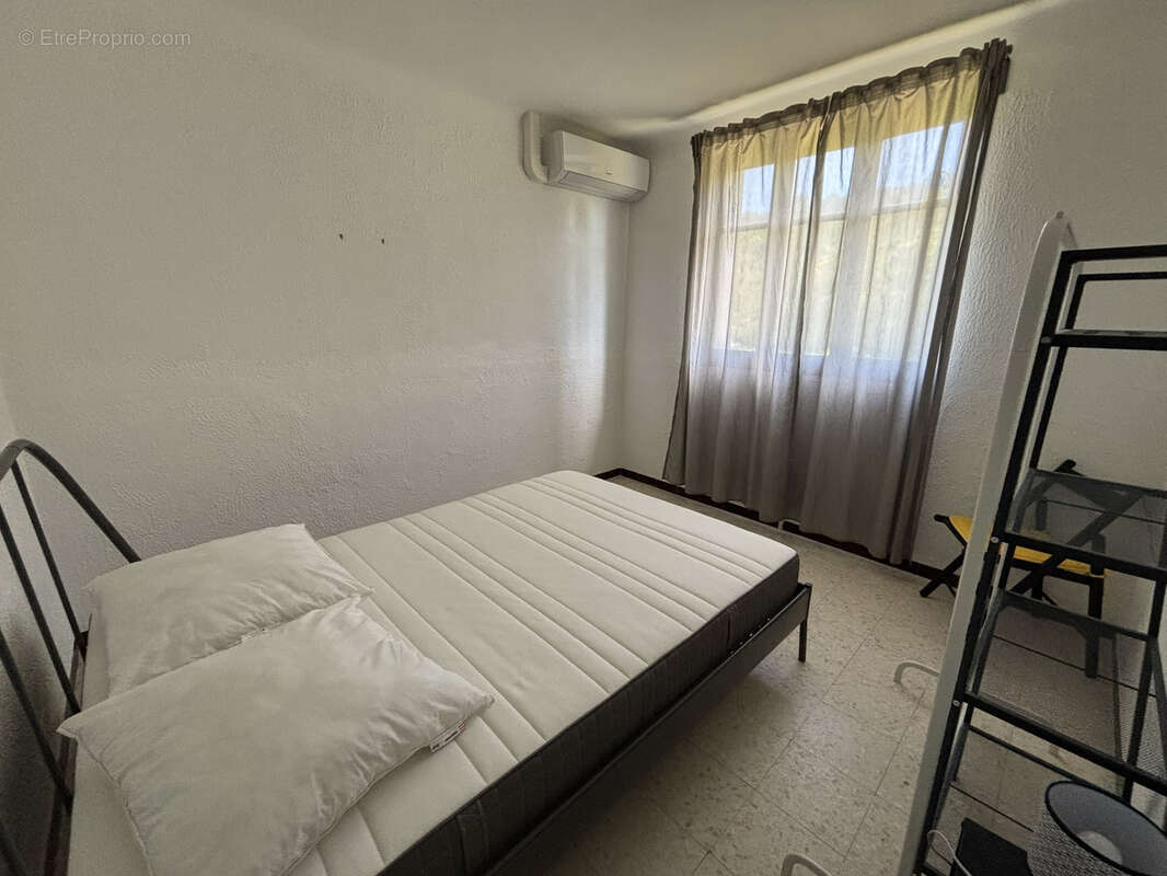 Maison à ENTRECHAUX