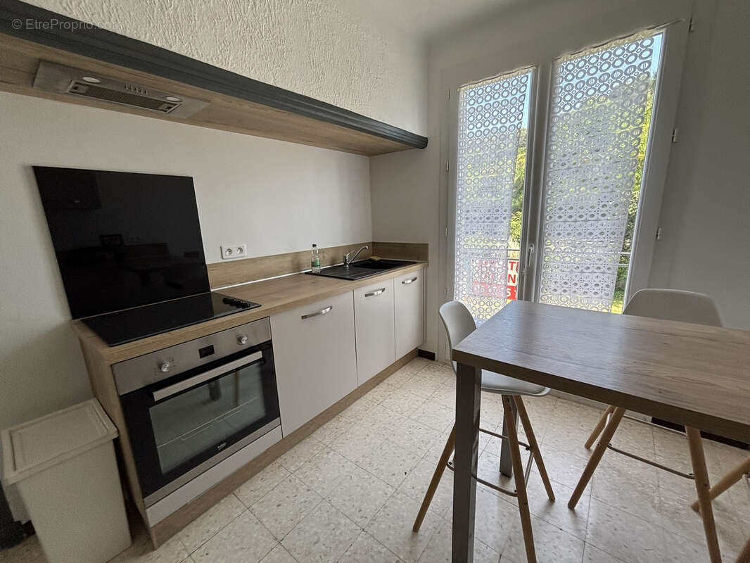 Maison à ENTRECHAUX