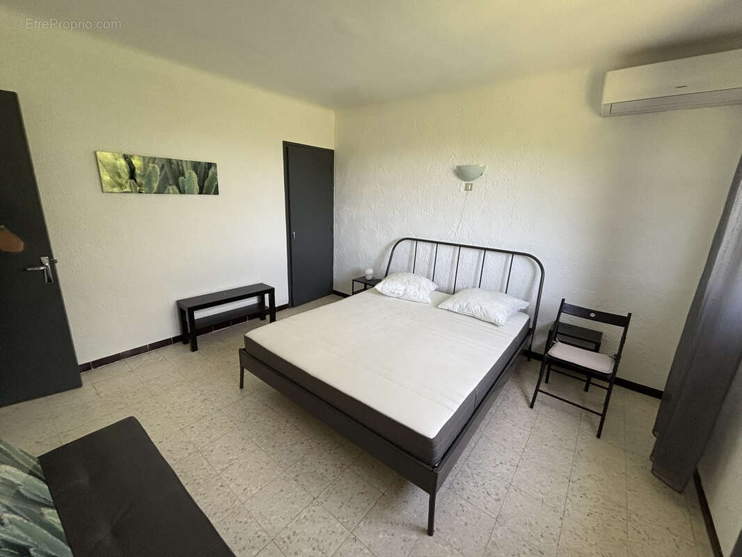 Maison à ENTRECHAUX