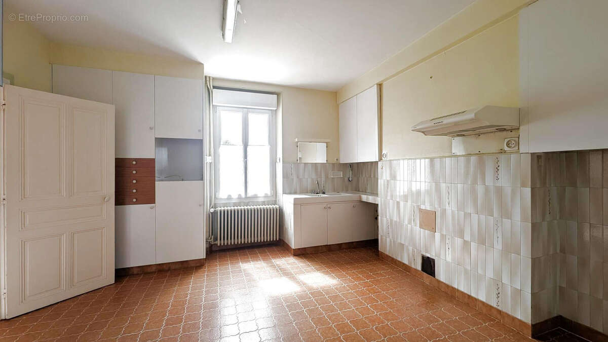 Maison à VILLEMOYENNE