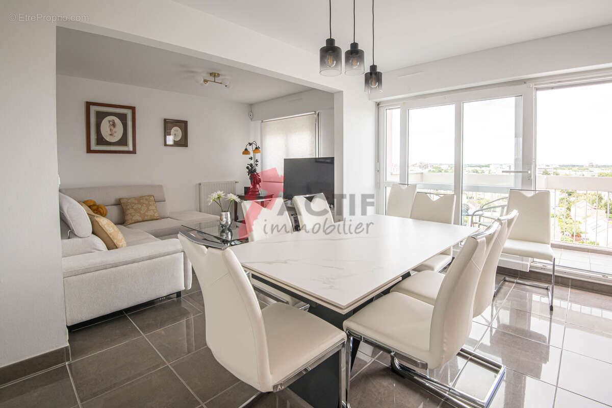 Appartement à RIS-ORANGIS