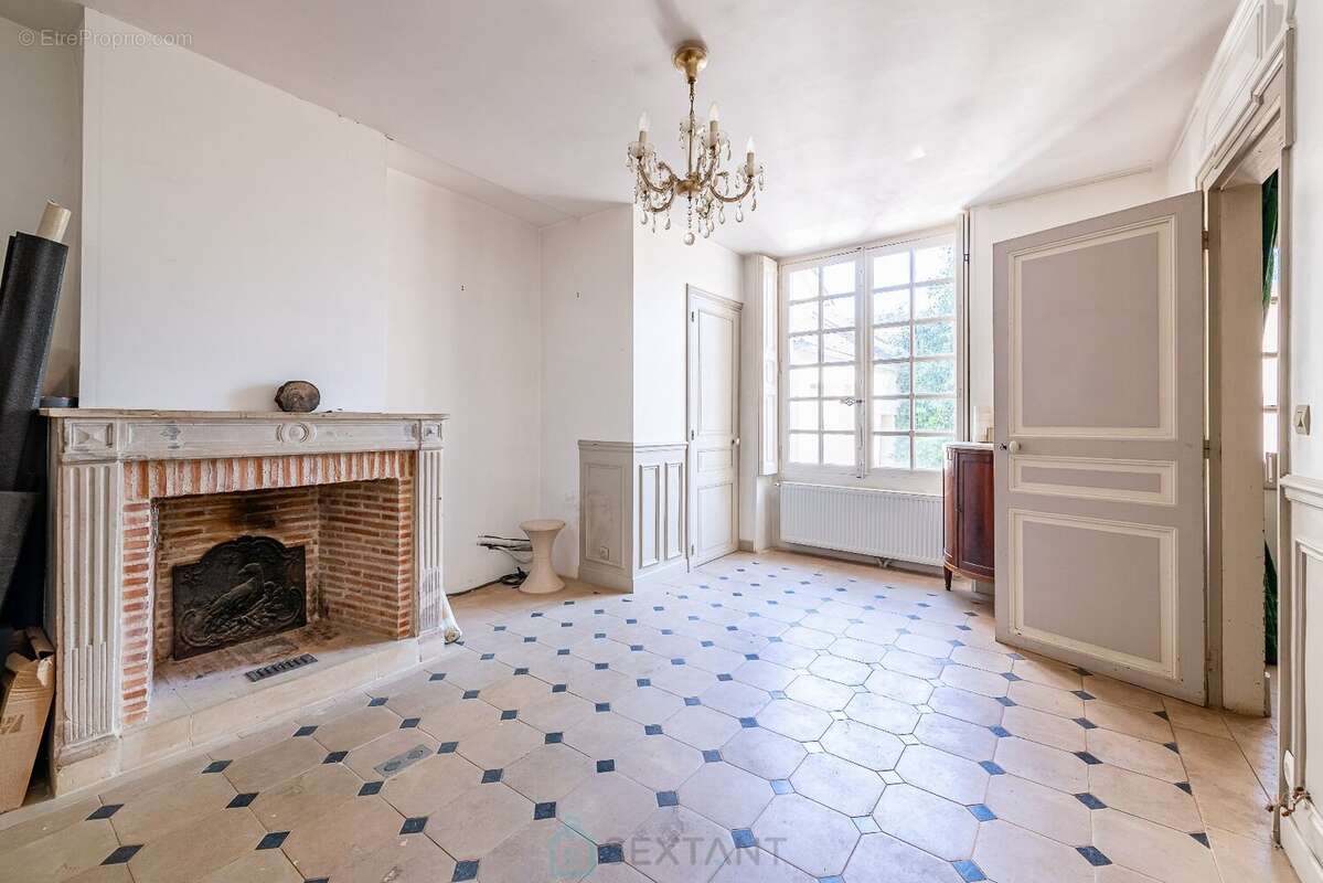 Maison à MORET-SUR-LOING