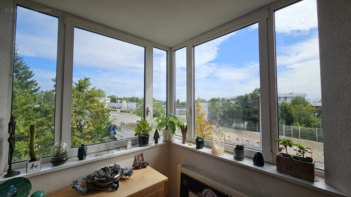 Appartement à FERNEY-VOLTAIRE