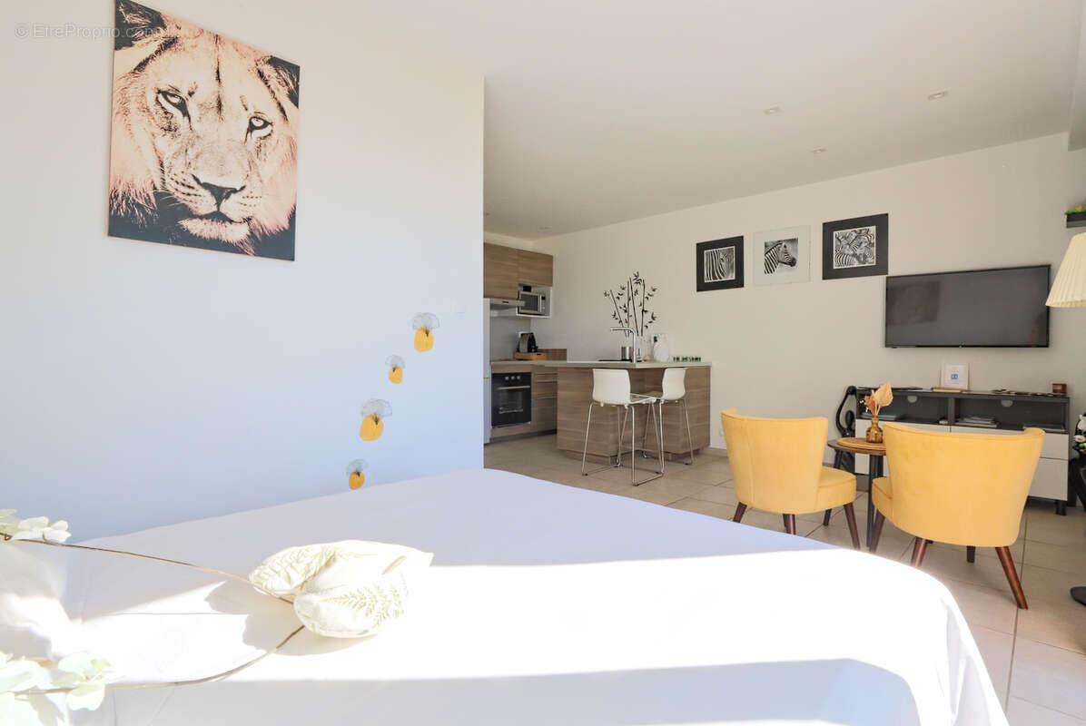 Maison à SOLLIES-PONT