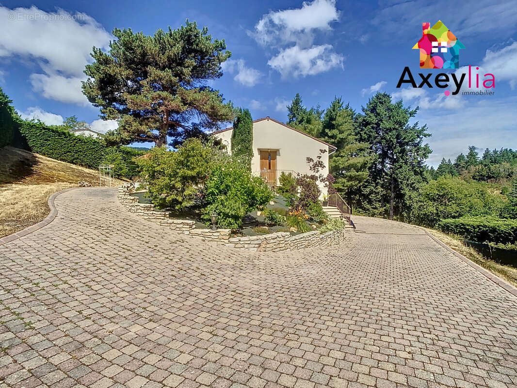 Maison à SAINT-ANDRE-D&#039;APCHON