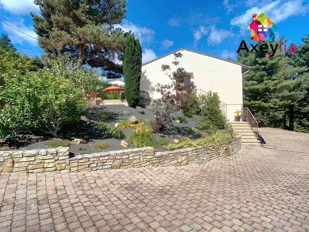 Maison à SAINT-ANDRE-D&#039;APCHON