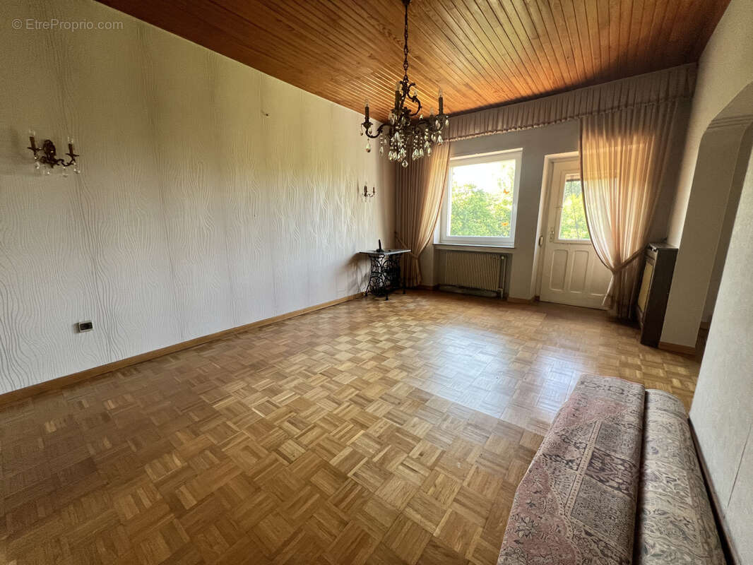 Maison à BERVILLER-EN-MOSELLE