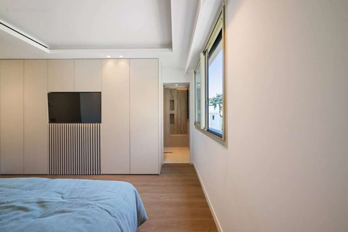 Appartement à BEAULIEU-SUR-MER